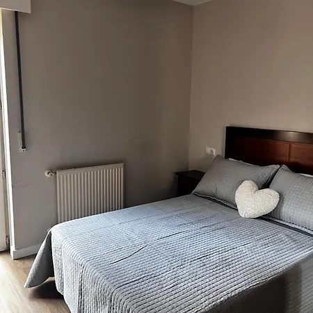 Duplex Bertamirans Apartment